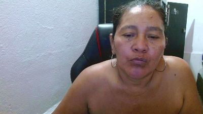katia_mature live cam on Cam4