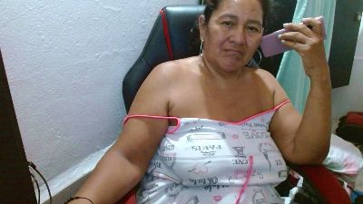 katia_mature live cam on Cam4