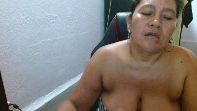 katia_mature live cam on Cam4