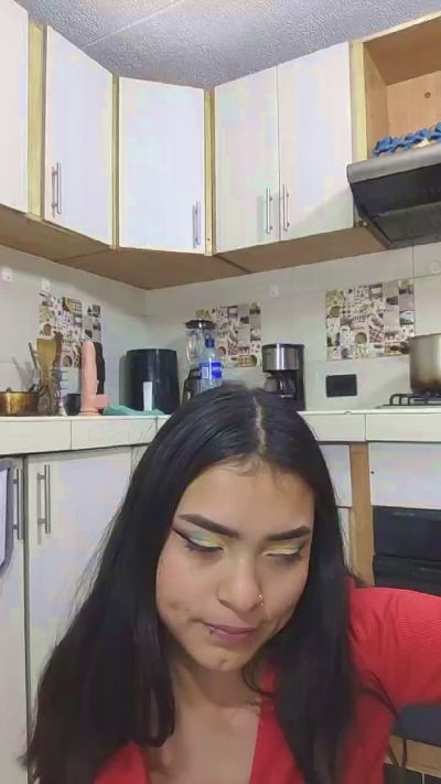 katie_pich live cam on Cam4