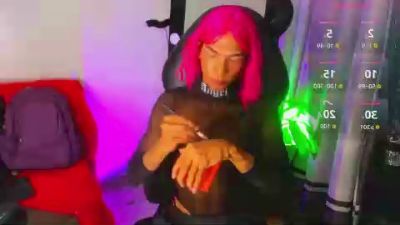 katiee1 live cam on Cam4