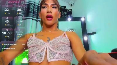 katiee1 live cam on Cam4