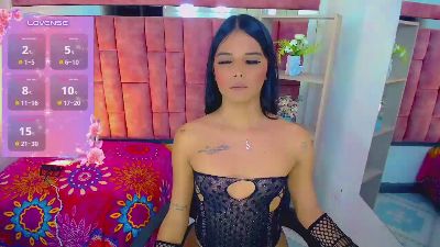 katrinnehott live cam on Cam4
