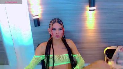 katrinnehott live cam on Cam4