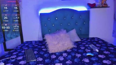 katyy_b live cam on Cam4