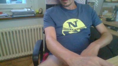 kawayleo1 live cam on Cam4