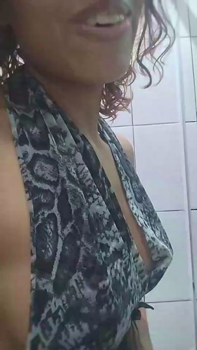 kaylagatinha live cam on Cam4