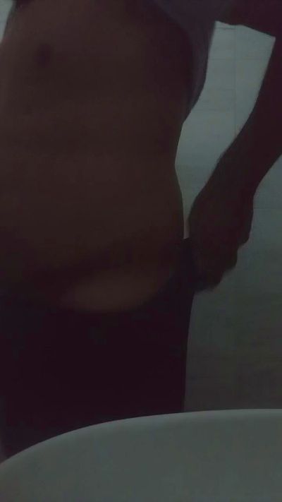 kazz5 live cam on Cam4