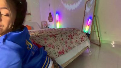 keirasworldd live cam on Cam4