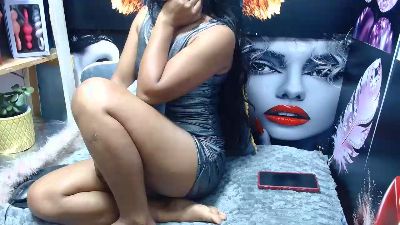 kelly329 live cam on Cam4