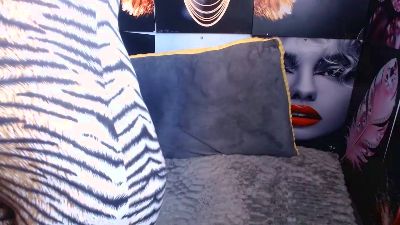 kelly329 live cam on Cam4