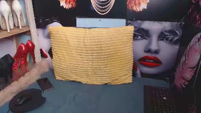kelly329 live cam on Cam4