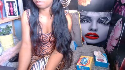 kelly329 live cam on Cam4