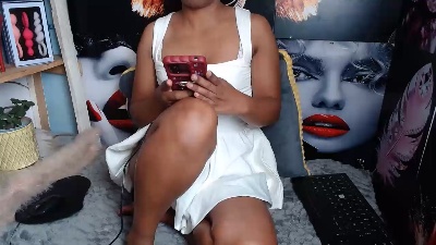 kelly329 live cam on Cam4