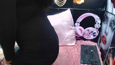 kelly329 live cam on Cam4