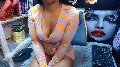 kelly329 live cam on Cam4