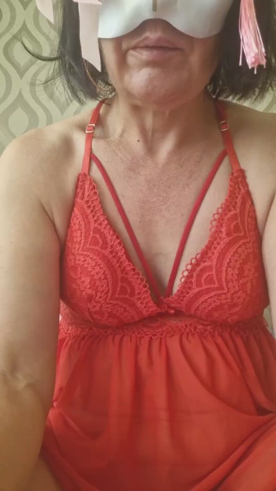 kellyannhot live cam on Cam4