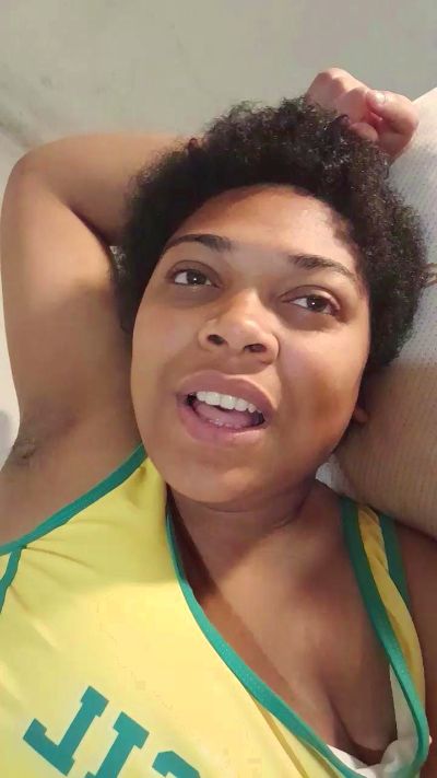 kellykrude5 live cam on Cam4