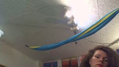 kellynumber8 live cam on Cam4