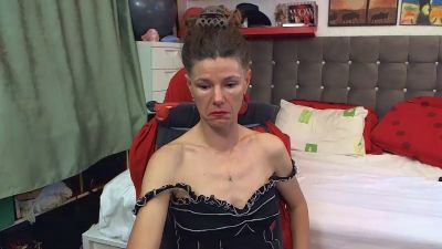 kellynumber8 live cam on Cam4