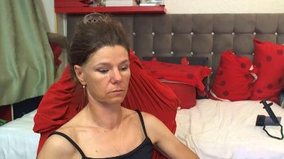 kellynumber8 live cam on Cam4