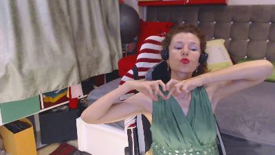 kellynumber8 live cam on Cam4
