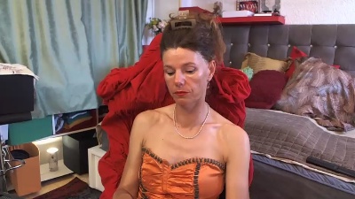 kellynumber8 live cam on Cam4