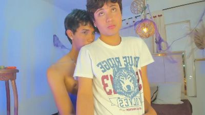 ken_and_liam live cam on Cam4