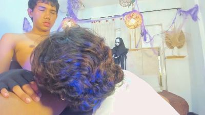 ken_and_liam live cam on Cam4