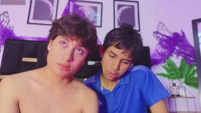 ken_and_liam live cam on Cam4
