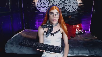 kenia_valenn live cam on Cam4