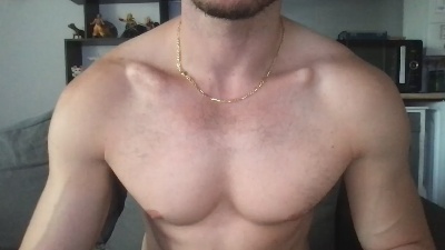 kenzo842 live cam on Cam4
