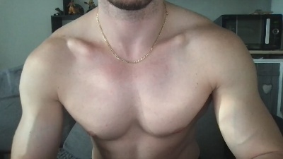 kenzo842 live cam on Cam4