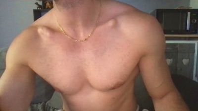 kenzo842 live cam on Cam4