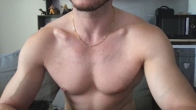 kenzo842 live cam on Cam4