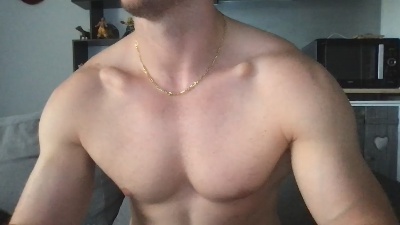 kenzo842 live cam on Cam4