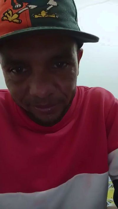 kevin09121 live cam on Cam4