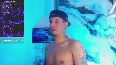 kevin__fox_ live cam on Cam4