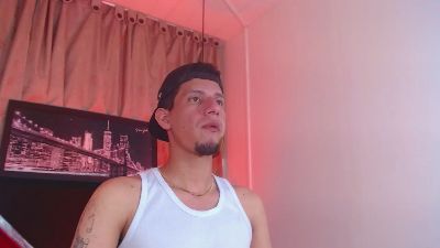 kevin__fox_ live cam on Cam4