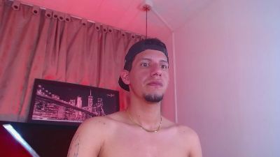 kevin__fox_ live cam on Cam4