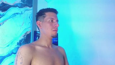 kevin__fox_ live cam on Cam4