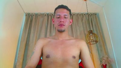 kevin__fox_ live cam on Cam4
