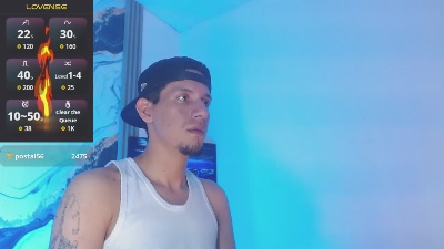 kevin__fox_ live cam on Cam4