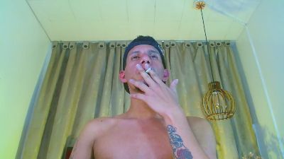 kevin__fox_ live cam on Cam4