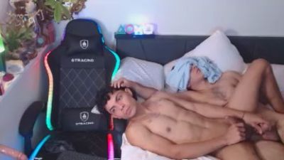 kevinchan001 live cam on Cam4