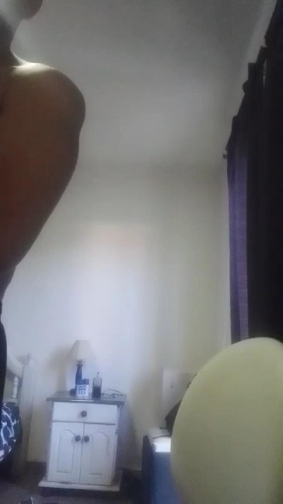 kevincho27 live cam on Cam4