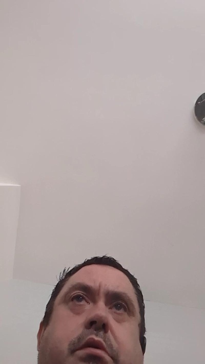 kevinroberts203 live cam on Cam4