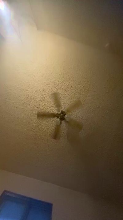 kgar1515 live cam on Cam4