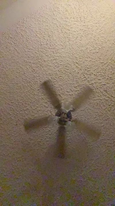 kgar1515 live cam on Cam4