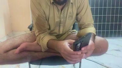 khaqan4u live cam on Cam4